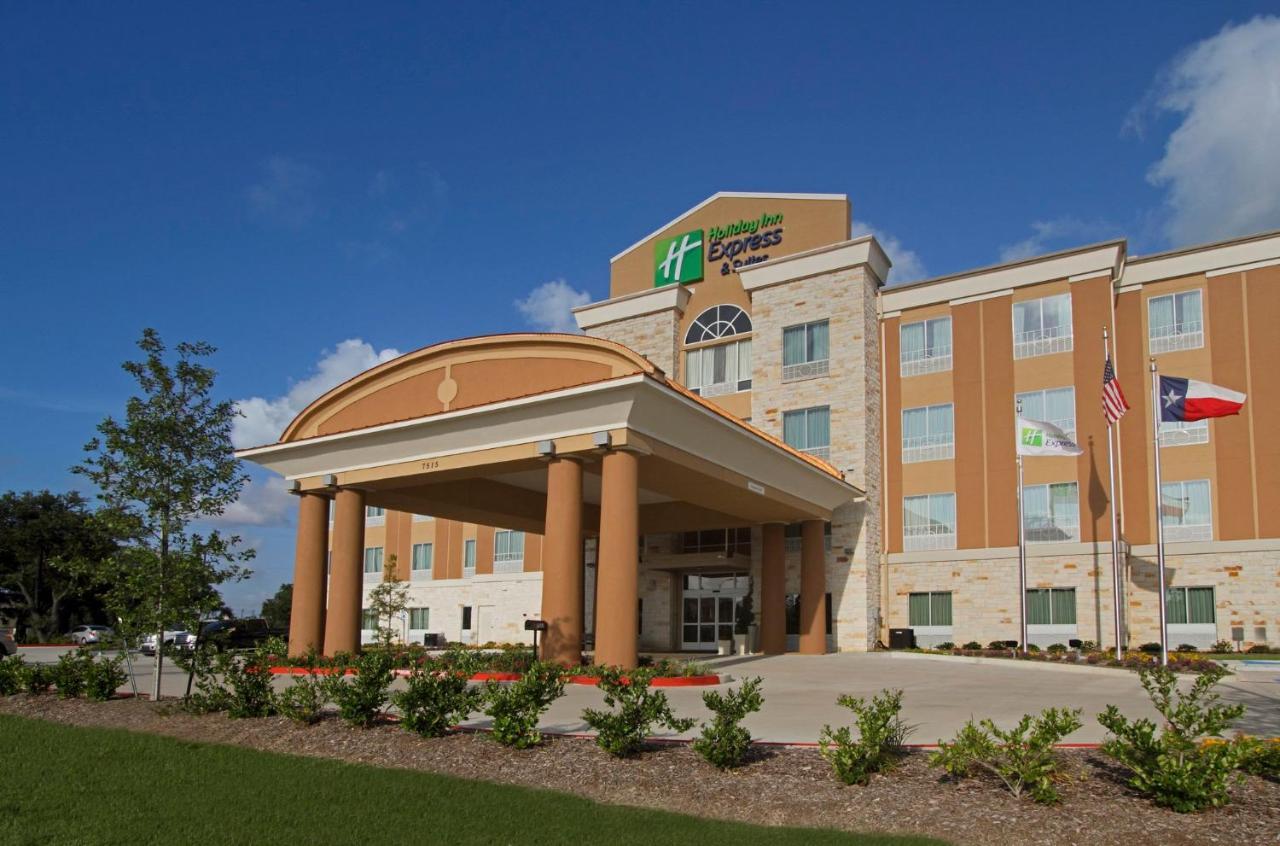 Holiday Inn Express & Suites Houston East - Baytown, An Ihg Hotel Exterior photo